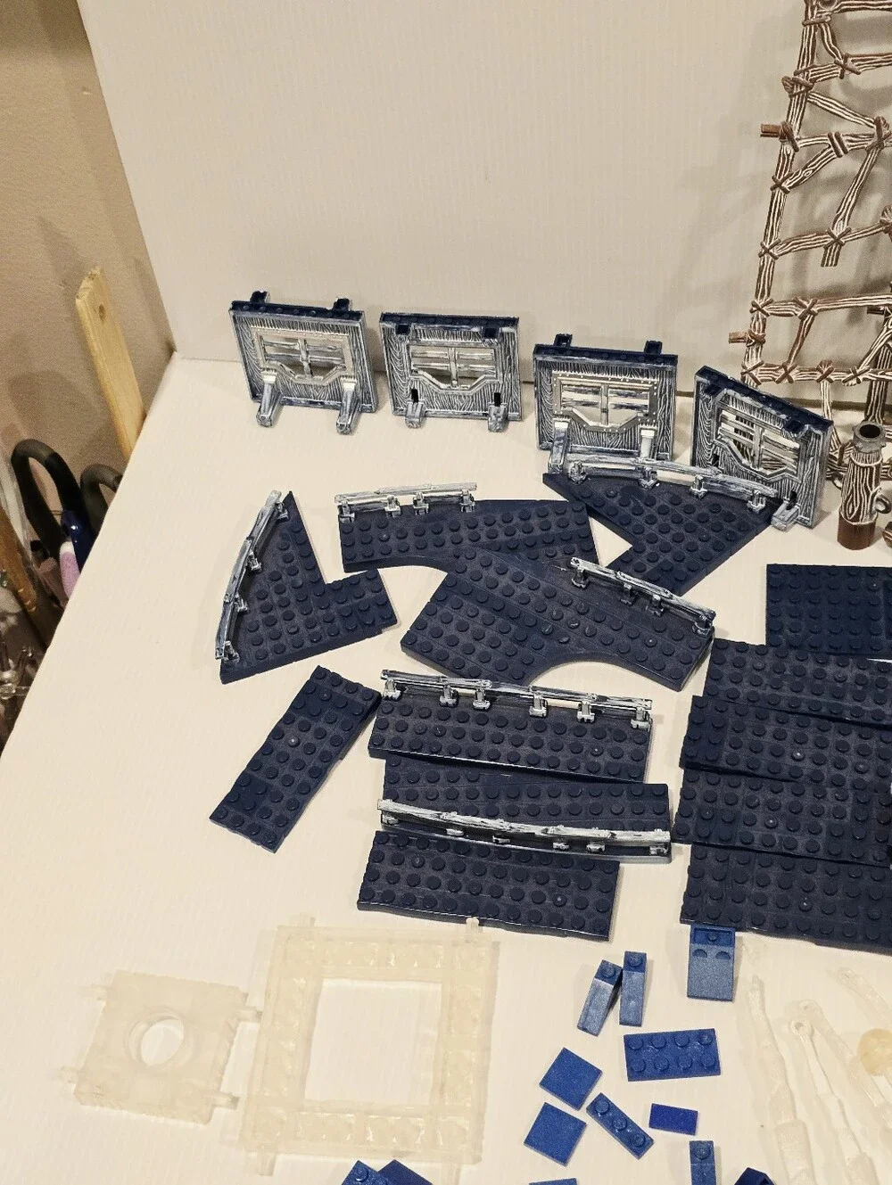 Mega Bloks Fire & Ice Dragon Vorgan Ice Fang Ship Parts
